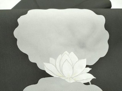 平和屋着物●塩瀬　九寸名古屋帯　ろうけつ染　舞花文　黒地　正絹　逸品　CABK5622hy