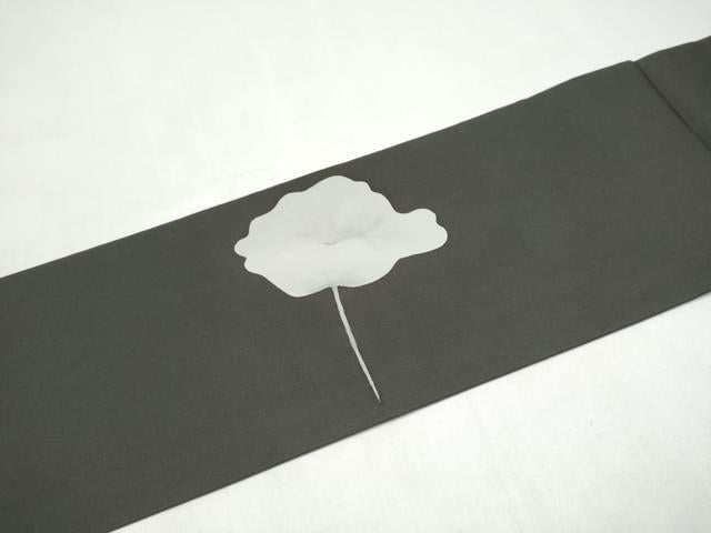平和屋着物●塩瀬　九寸名古屋帯　ろうけつ染　舞花文　黒地　正絹　逸品　CABK5622hy