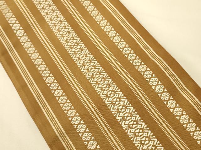 平和屋着物●本場筑前博多織　半幅帯　献上柄　証紙付き　正絹　逸品　CABK6093ak