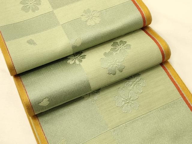 平和屋着物●本場筑前博多織　半幅帯　市松舞桜文　正絹　逸品　CABK6225ak
