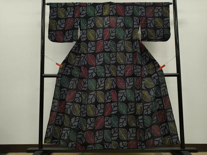 平和屋着物∴夏物　浴衣　有松鳴海絞り　舞葉文　黒地　綿　逸品　CABK6706ze