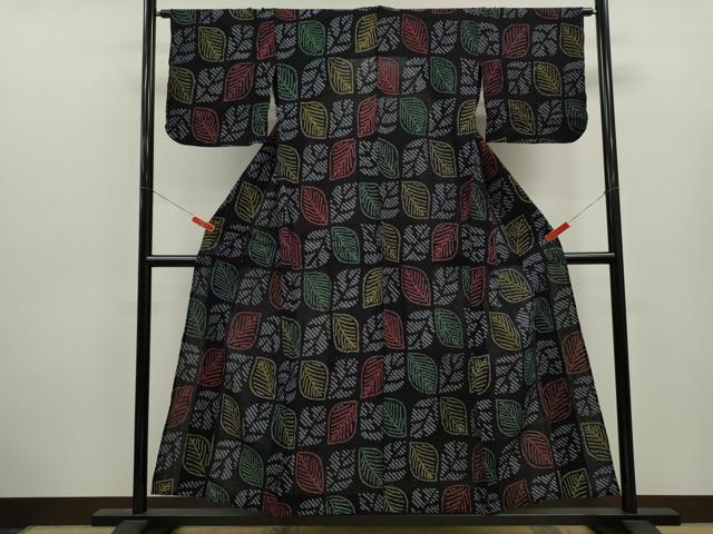 平和屋着物∴夏物　浴衣　有松鳴海絞り　舞葉文　黒地　綿　逸品　CABK6706ze