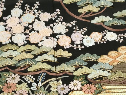 平和屋着物●京繍作家　合田峰太郎　黒留袖　総刺繍　駒刺繍　雲取り吉祥松竹梅花文　金糸　正絹　逸品　CABK7241yc
