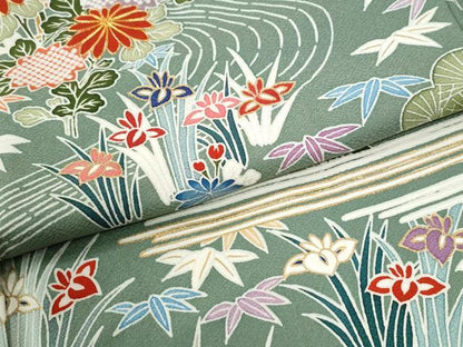 平和屋着物●豪華振袖　駒刺繍　浜松風景草花文　金彩　正絹　逸品　CABK7249yc
