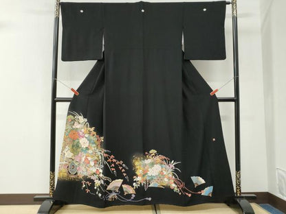 平和屋着物●豪華黒留袖　作家物　駒刺繍　扇面牡丹花車文　金彩　正絹　逸品　CABK7276yc