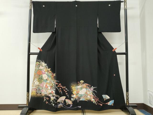 平和屋着物●豪華黒留袖　作家物　駒刺繍　扇面牡丹花車文　金彩　正絹　逸品　CABK7276yc