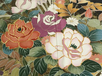 平和屋着物●豪華黒留袖　作家物　駒刺繍　扇面牡丹花車文　金彩　正絹　逸品　CABK7276yc