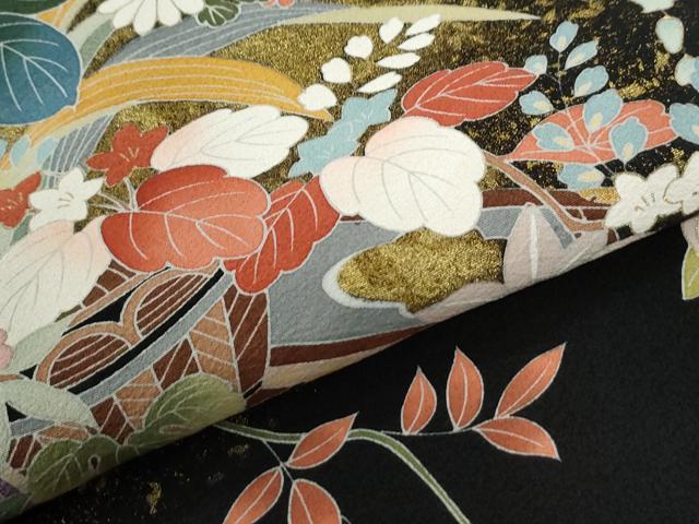 平和屋着物●豪華黒留袖　作家物　駒刺繍　扇面牡丹花車文　金彩　正絹　逸品　CABK7276yc