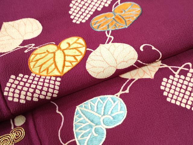 平和屋着物●豪華振袖　駒刺繍　葵枝梅文　鬼しぼ縮緬　正絹　逸品　CABK7299yc