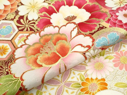 平和屋着物●豪華振袖　駒刺繍　檜扇牡丹舞花文　暈し染め　金彩　正絹　逸品　CABK7316yc