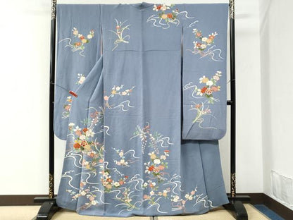 平和屋着物●豪華振袖　駒刺繍　立波牡丹花文　金彩　鬼しぼ縮緬　正絹　逸品　CABK7318yc