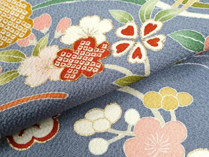 平和屋着物●豪華振袖　駒刺繍　立波牡丹花文　金彩　鬼しぼ縮緬　正絹　逸品　CABK7318yc