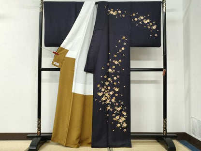 平和屋着物●訪問着　舞桜文　金彩　やまと誂製　正絹　逸品　CABK7324yc