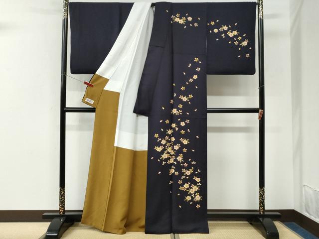 平和屋着物●訪問着　舞桜文　金彩　やまと誂製　正絹　逸品　CABK7324yc