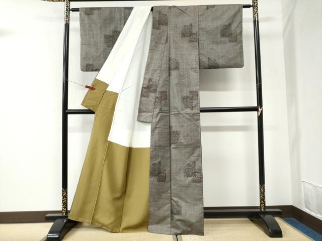 平和屋着物●本場大島紬　9マルキ　色紙重ね草花文　正絹　逸品　CABK7340yc