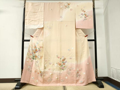 平和屋着物●訪問着　駒刺繍　菊花文　暈し染め　金彩　反端付き　正絹　逸品　CABK7342yc