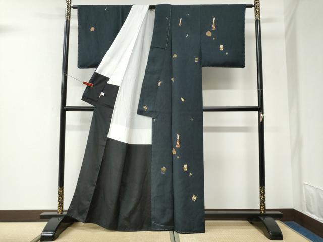平和屋着物●十日町 名門青柳謹製 櫛引織 赤城紬 草木染 奇翠工房 兎 狸 招き猫 玩具 ますいわ屋扱い 正絹 逸品 未使用 CABK7351yc