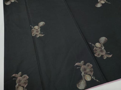 平和屋着物●上質な紬　瓢箪蔦の葉文　黒地　正絹　逸品　CABK7395yc