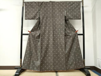 平和屋着物●本場大島紬　7マルキ　花菱文　正絹　逸品　CABK7405yc