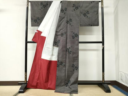 平和屋着物●都喜ヱ門　本場大島紬　9マルキ　泥染め　総絣　花の祭日　藤絹織物謹製　証紙付き　正絹　逸品　CABK7423yc