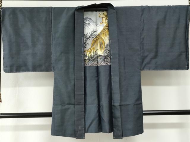平和屋着物●男性　本場大島紬　アンサンブル　80亀甲　総詰め　羽裏：虎　正絹　逸品　未使用　CABK7432yc