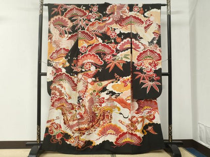 平和屋本店●アンティーク　大正ロマン　振袖　駒刺繍　飛鶴宝尽くし花松文　黒地　金彩　正絹　逸品　CABK7436yc