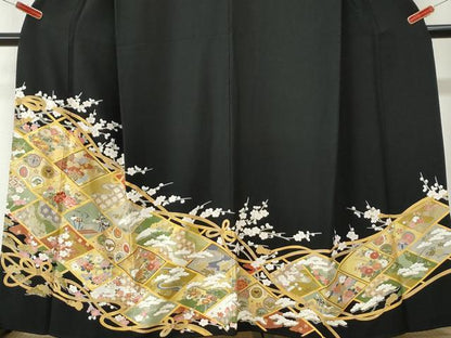 平和屋着物●豪華黒留袖　駒刺繍　吉祥草花文　金彩　正絹　逸品　CABK7489yc