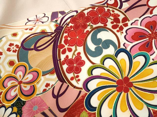 平和屋着物●豪華振袖　駒刺繍　扇面鼓舞花文　金彩　正絹　逸品　CABK7542yc