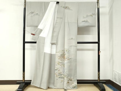 平和屋着物●訪問着　駒刺繍　遠山松竹梅風景文　暈し染め　金彩　正絹　逸品　CABK7549yc