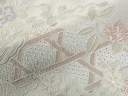 平和屋着物●中国三大刺繍　スワトウ刺繍　総刺繍　訪問着　雲取り吉祥網目草花文　暈し染め　正絹　逸品　CABK7581yc