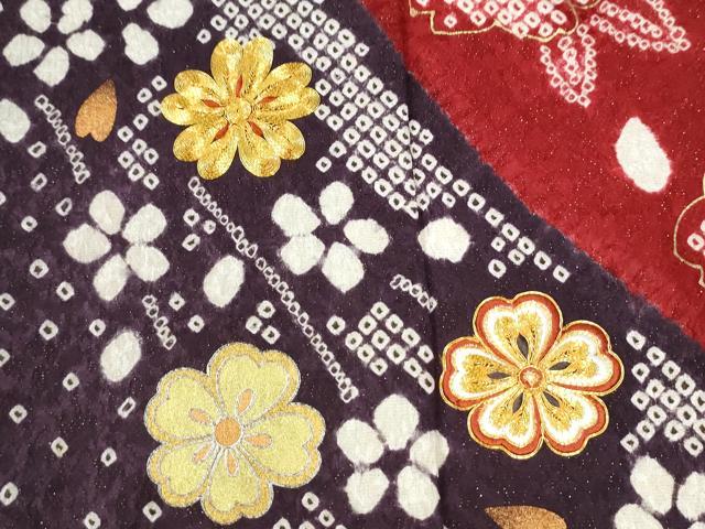 平和屋着物●豪華振袖　駒刺繍　刺繍　舞花文　金通し地　鈴乃屋扱い　正絹　逸品　CABK7594yc