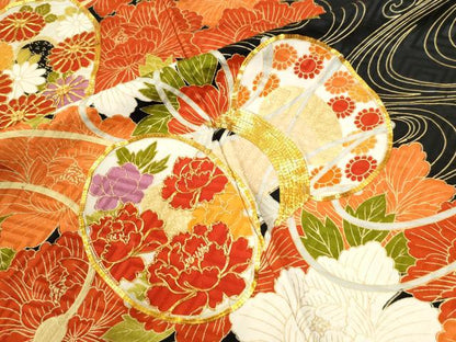 平和屋着物●豪華振袖　駒刺繍　鼓牡丹花文　黒地　金彩　正絹　逸品　CABK7640yc