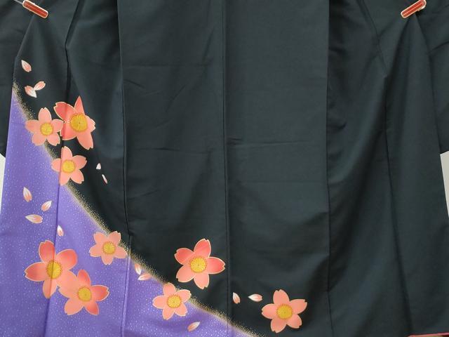 平和屋着物●振袖　背抜き仕立て　舞桜文　黒地　金彩　洗える着物　CABK7645yc