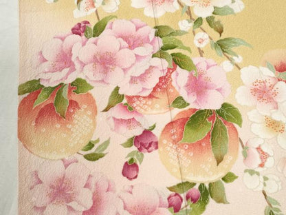 平和屋着物●kami shibai　振袖　桃　枝花文　暈し染め　金彩　正絹　逸品　CABK7666yc