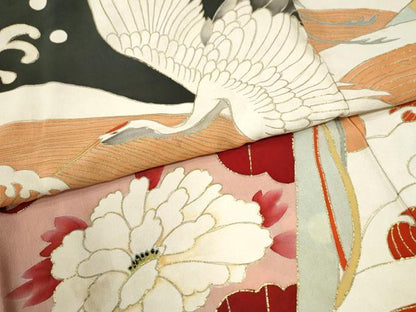 平和屋本店●アンティーク　大正ロマン　振袖　駒刺繍　立波飛鶴檜扇松竹梅花文　黒地　金彩　正絹　逸品　CABK7697yc