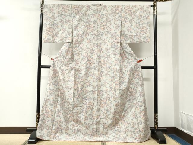 平和屋着物●本場大島紬　白大島　7マルキ　舞花文　ロング丈　正絹　逸品　CABK7700yc