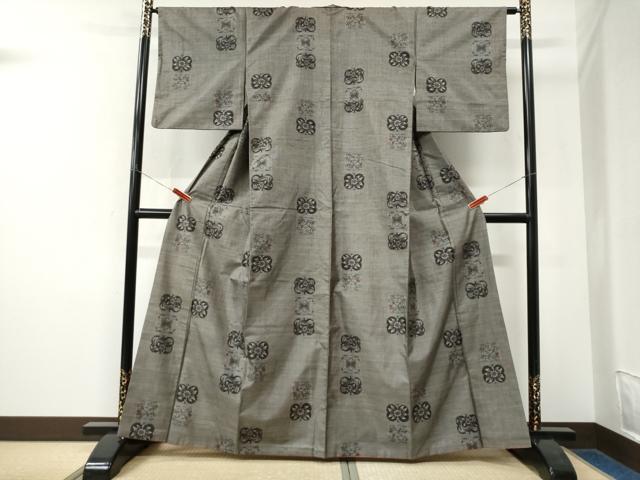 平和屋着物●本場大島紬　9マルキ　花鳥文　正絹　逸品　CABK7706yc