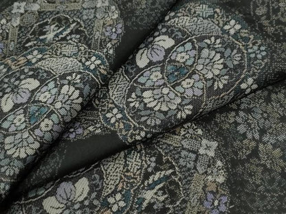 平和屋着物●本場大島紬　9マルキ　花唐草文　正絹　逸品　CABK7714yc