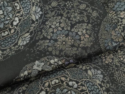 平和屋着物●本場大島紬　9マルキ　花唐草文　正絹　逸品　CABK7714yc