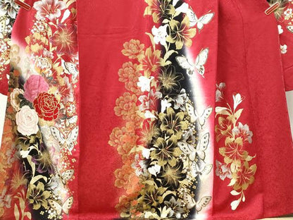 平和屋着物●豪華振袖　百合牡丹花蝶文　ラメ糸　暈し染め　金銀彩　正絹　逸品　CABK7761yc