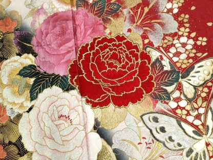 平和屋着物●豪華振袖　百合牡丹花蝶文　ラメ糸　暈し染め　金銀彩　正絹　逸品　CABK7761yc