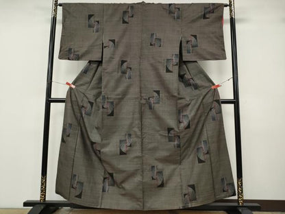 平和屋着物●本場大島紬　9マルキ　孔雀文　正絹　逸品　CABK8014ut