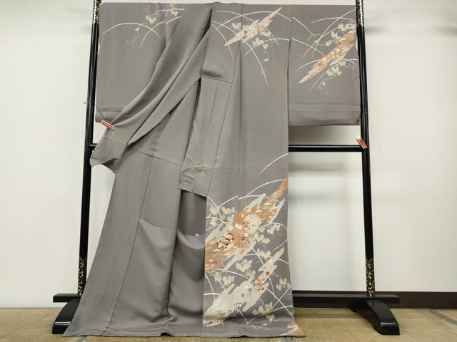 平和屋着物●訪問着　駒刺繍　エ霞雪輪蔦の葉花文　金彩　仮絵羽　正絹　逸品　未使用　CABK8039ut