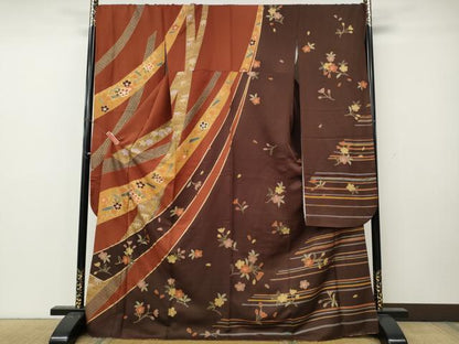 平和屋着物●豪華振袖　駒刺繍　舞花文　金彩　まるやま扱い　正絹　逸品　CABK8362ut