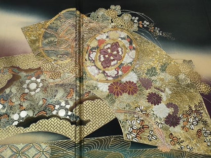 平和屋着物●豪華黒留袖　駒刺繍　吉祥鼓　暈し染め　金銀彩　さが美扱い　正絹　逸品　CABK8366ut