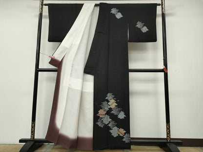 平和屋着物●訪問着　絞り　刺繍　松皮菱花文　黒地　金彩　正絹　逸品　CABK8391ut