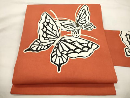 平和屋着物●塩瀬　九寸名古屋帯　舞蝶文　金彩　正絹　逸品　CABK8556dy