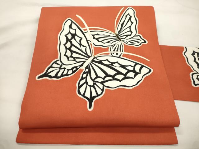 平和屋着物●塩瀬　九寸名古屋帯　舞蝶文　金彩　正絹　逸品　CABK8556dy