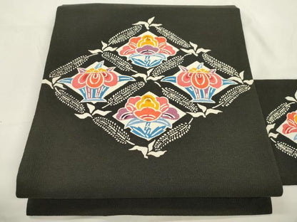 平和屋着物▼九寸名古屋帯　型染め　菱花文　黒地　正絹　逸品　CABK8783dy