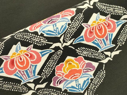 平和屋着物▼九寸名古屋帯　型染め　菱花文　黒地　正絹　逸品　CABK8783dy